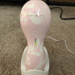 Clarisonic Plus Face & Body brush